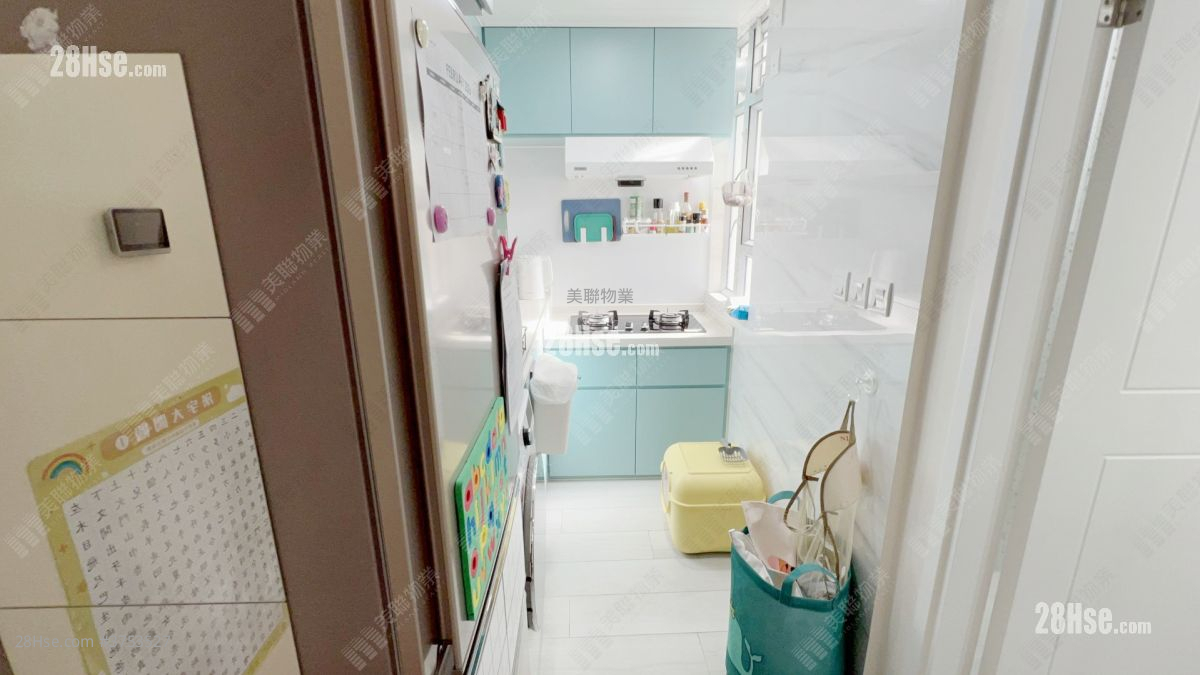 山麗苑 售盤 2 房 , 1 浴室 447 平方呎