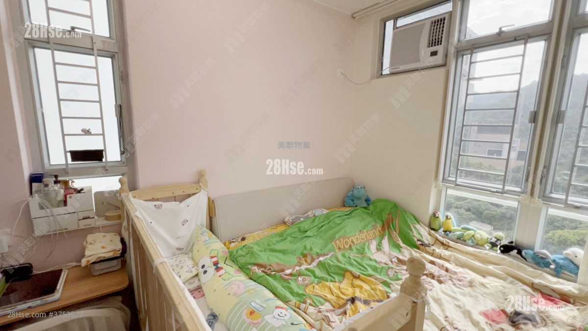 山麗苑 售盤 2 房 , 1 浴室 447 平方呎