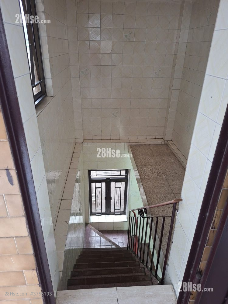 村屋 租盤 1 房 , 1 浴室 350 平方呎