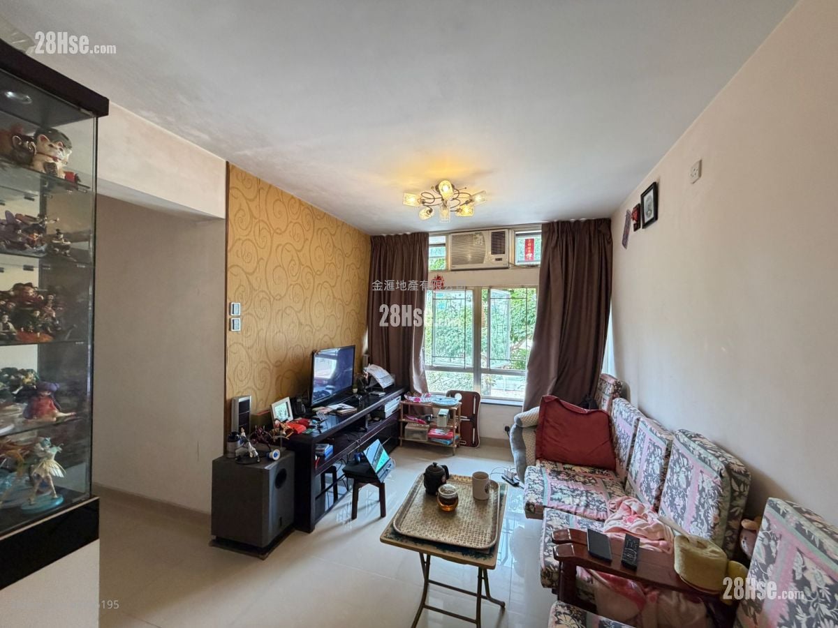 Fung Chuen Court Sell 3 Bedrooms , 1 Bathroom