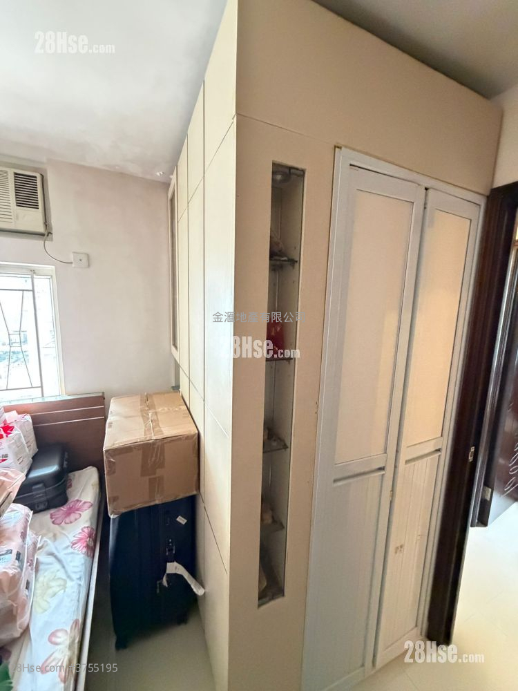 Fung Chuen Court Sell 3 Bedrooms , 1 Bathroom