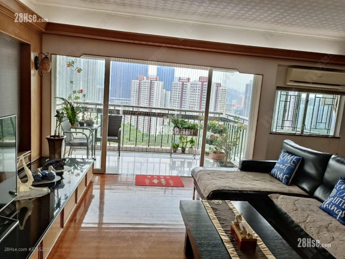 世界花园 售盘 4 房 2,217 平方尺