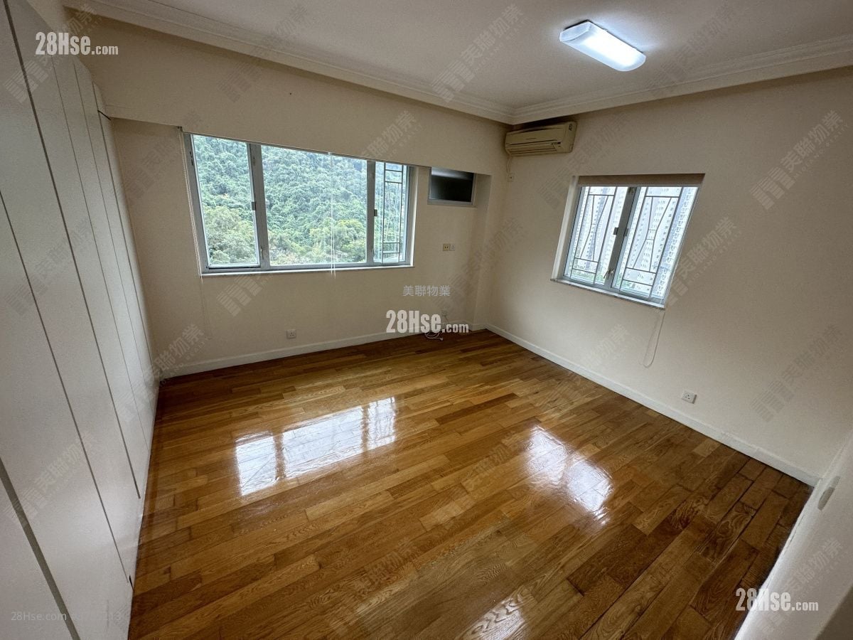 世界花园 售盘 2 房 880 平方尺