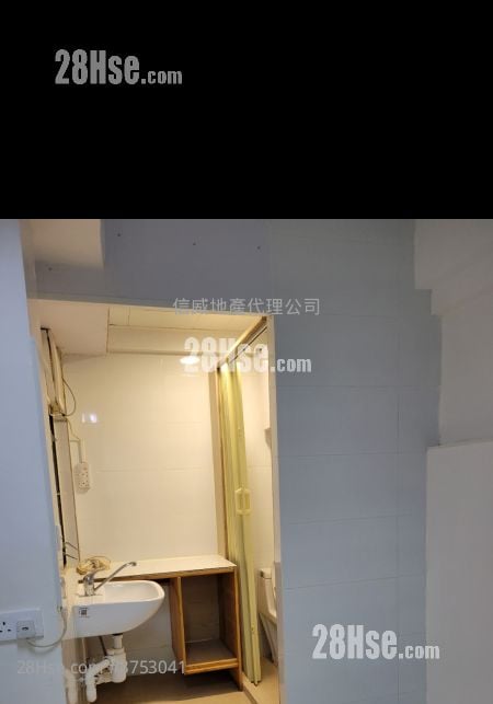 Hing Lee Building Rental 110 ft²