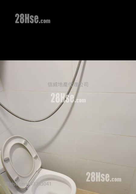 Hing Lee Building Rental 110 ft²