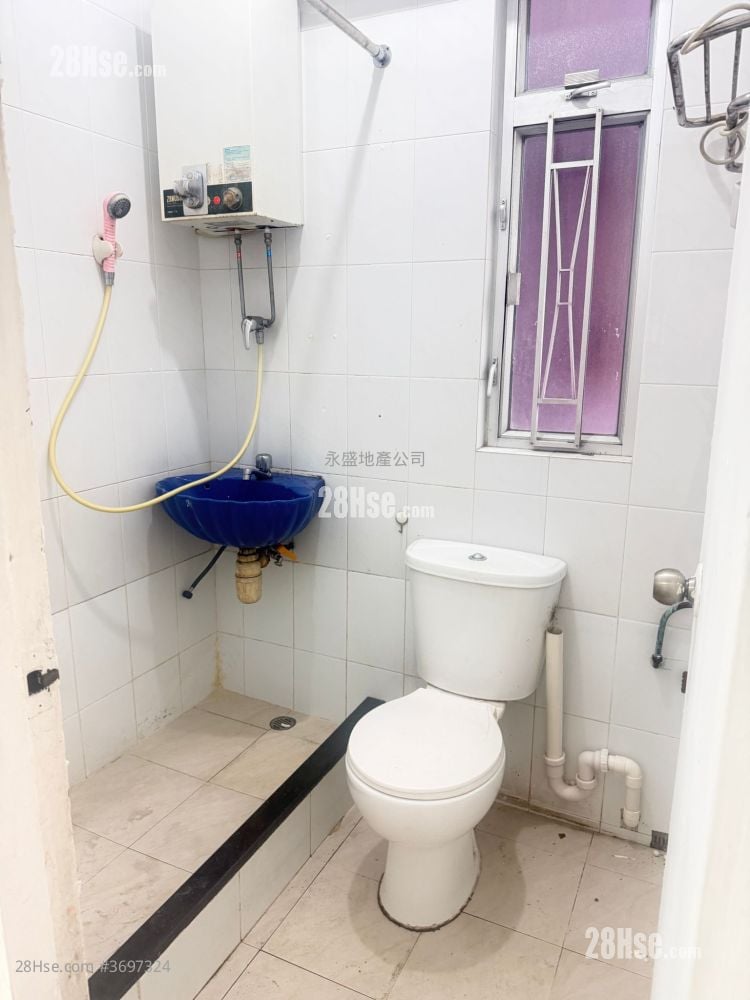 成城大廈 租盤 2 房 , 1 浴室 371 平方呎