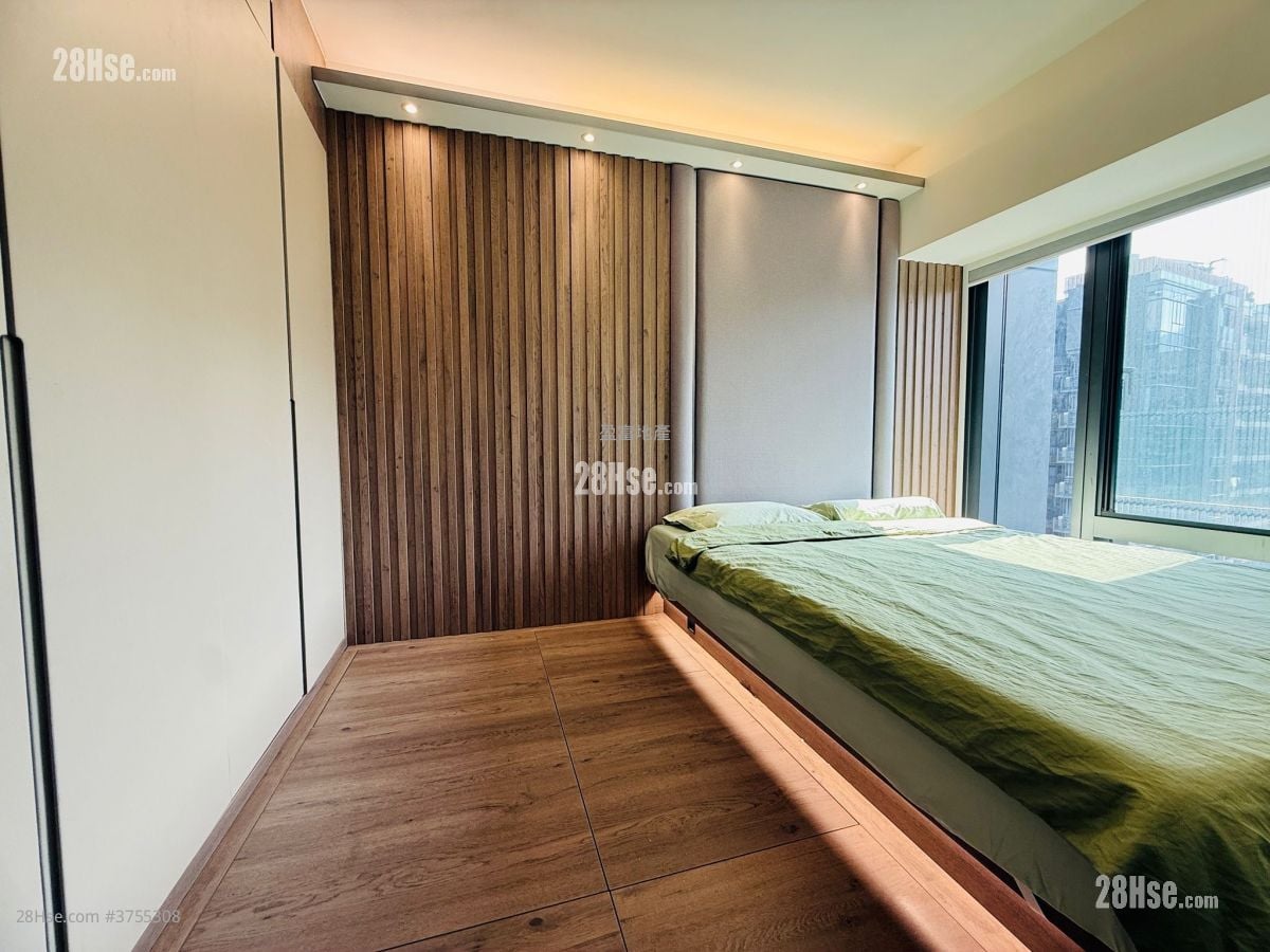 The Regent Sell 3 Bedrooms , 2 Bathrooms 735 ft²