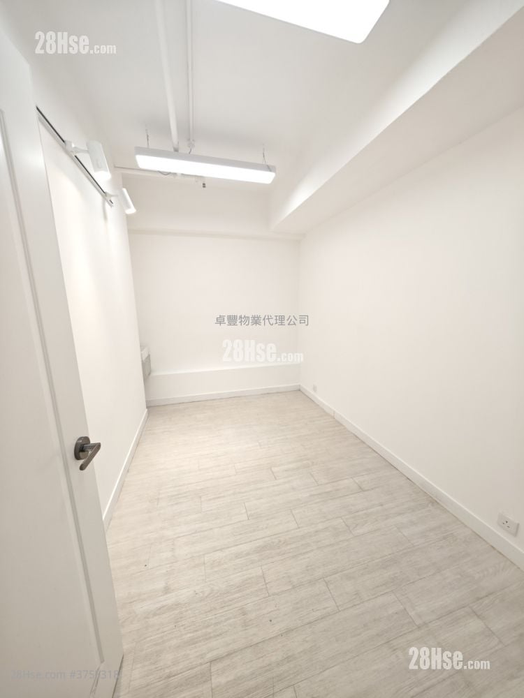 長江工廠大廈 租盤 80 平方呎