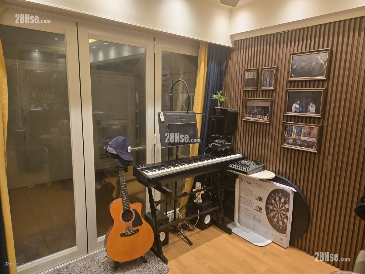 厅: 中华大厦 售盘 2 房 , 2 浴室 713 平方尺