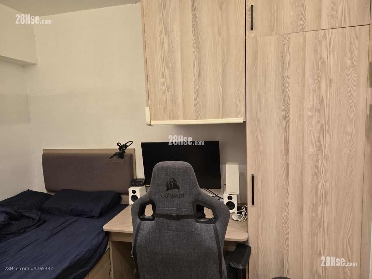 睡房 2: 中华大厦 售盘 2 房 , 2 浴室 713 平方尺