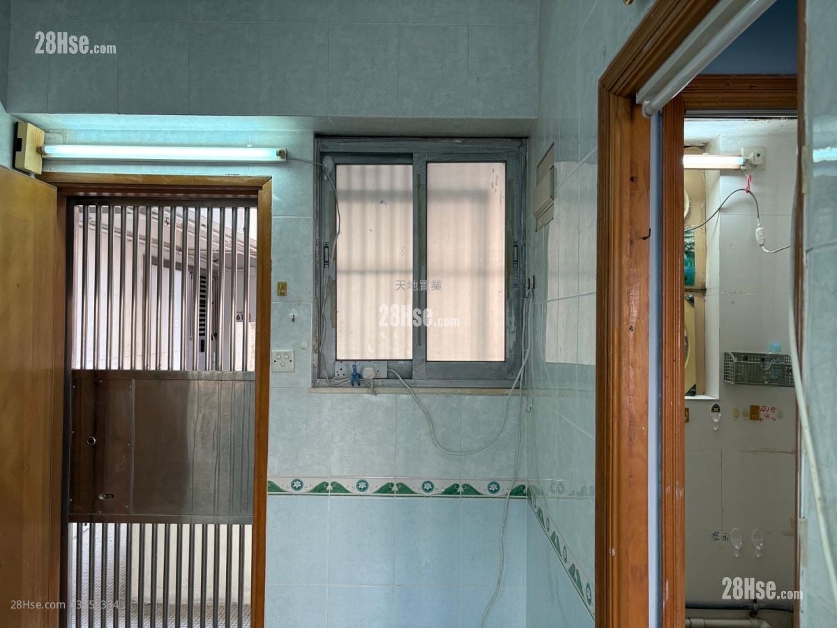 宝城大楼 售盘 1 房 , 1 浴室 245 平方尺