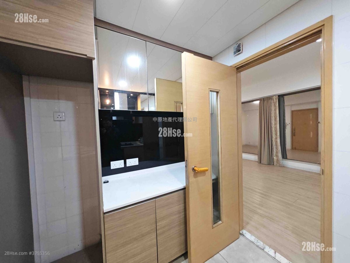 Greenview Sell 4 Bedrooms 872 ft²