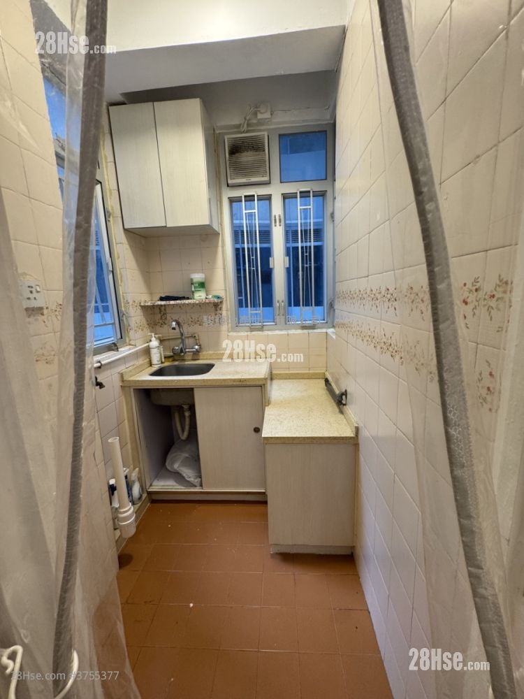 Shun Fai Building Sell 1 Bedroom , 1 Bathroom 273 ft²