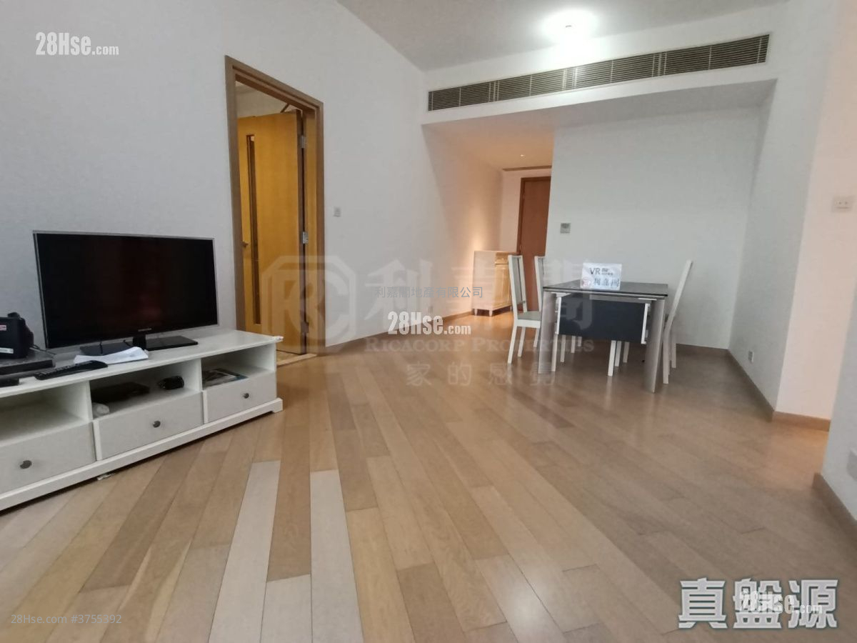 天璽 售盤 3 房 , 2 浴室 900 平方呎