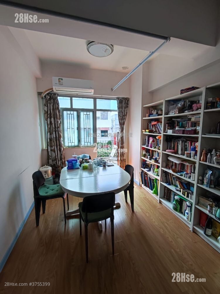 又一樓 售盤 2 房 , 1 浴室 596 平方呎