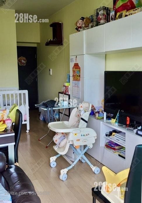 亮賢居 售盤 2 房 , 1 浴室 555 平方呎