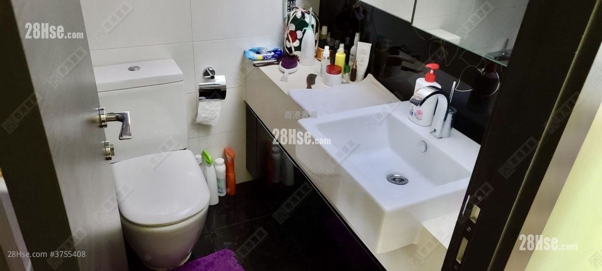 亮賢居 售盤 2 房 , 1 浴室 555 平方呎