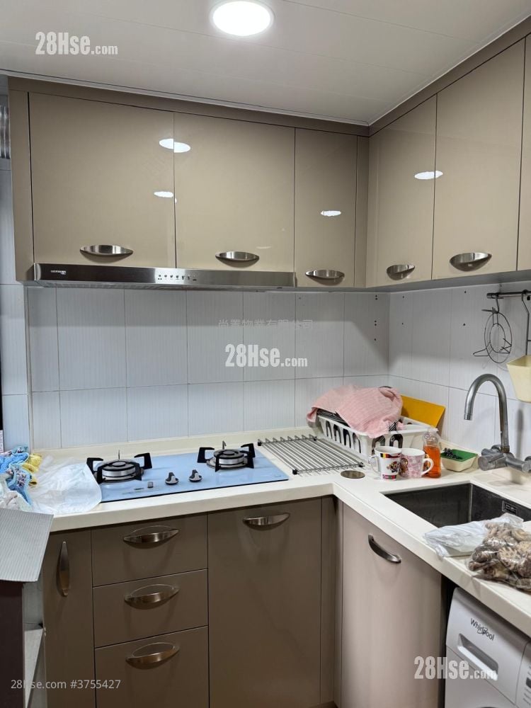 康怡花園 售盤 2 房 , 1 浴室 490 平方呎