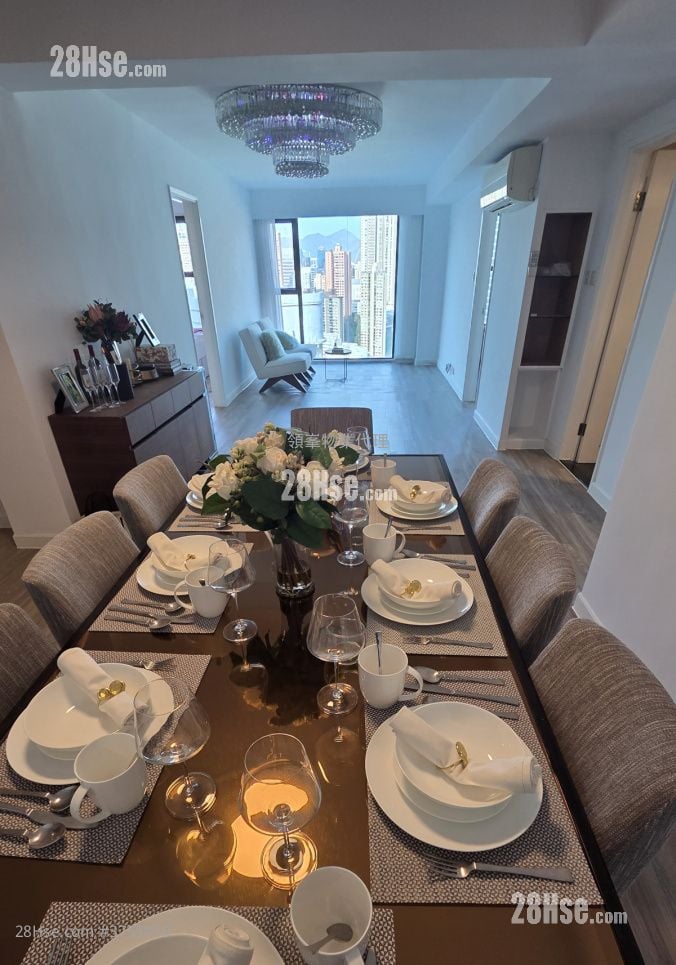 德信花園 售盤 3 房 , 2 浴室 1,038 平方呎