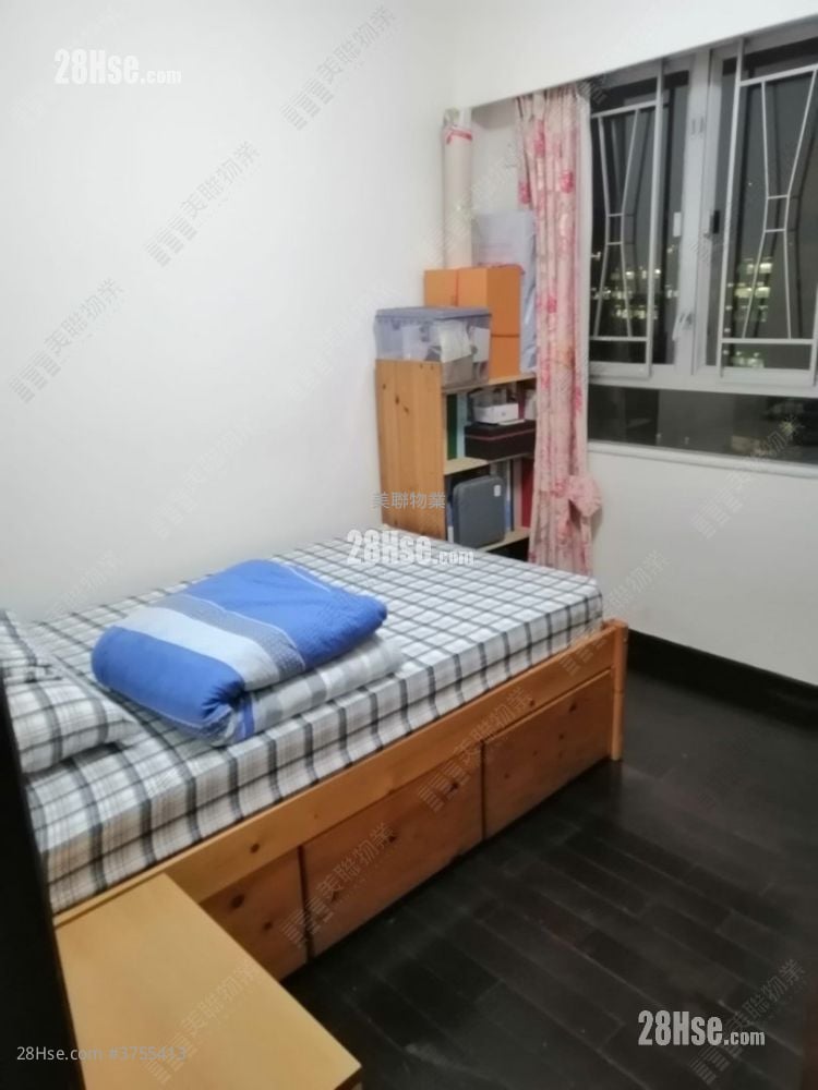 Vienna Garden Sell 3 Bedrooms 732 ft²