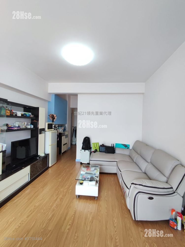 又一楼 售盘 2 房 , 1 浴室 596 平方尺