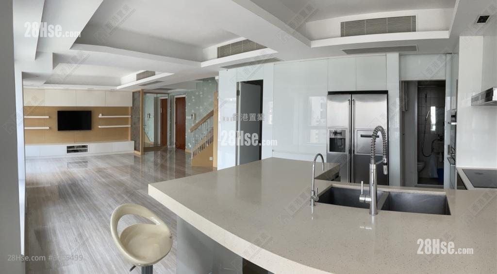 君临天下 售盘 2 房 , 2 浴室 743 平方尺