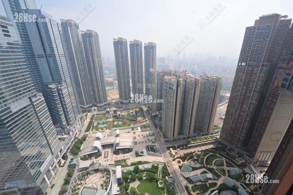 君临天下 售盘 2 房 , 2 浴室 743 平方尺