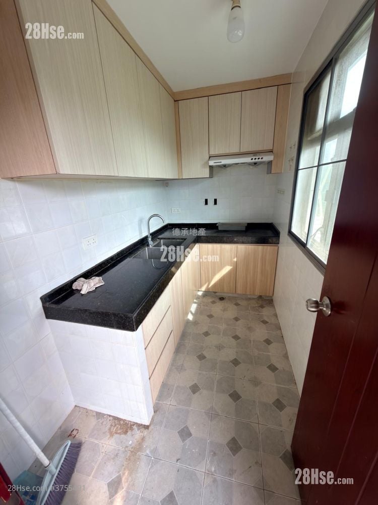 村屋 售盤 3 房 , 1 浴室