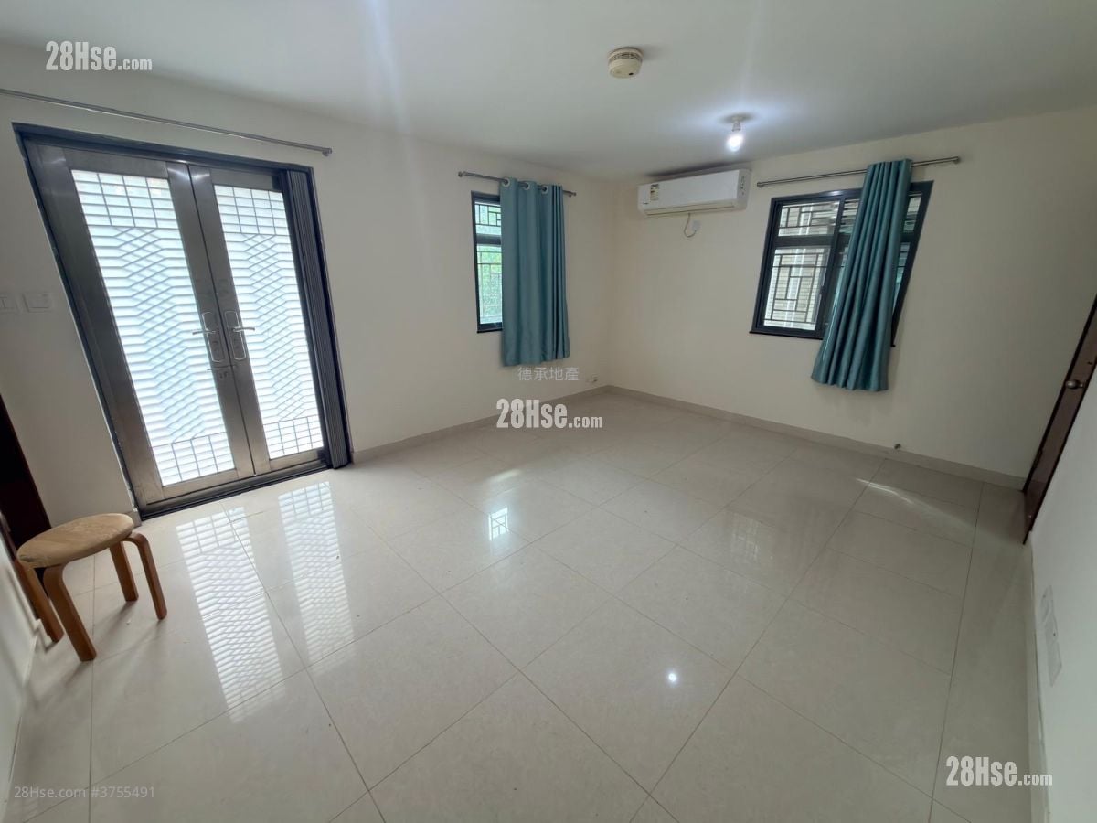 村屋 售盤 3 房 , 1 浴室