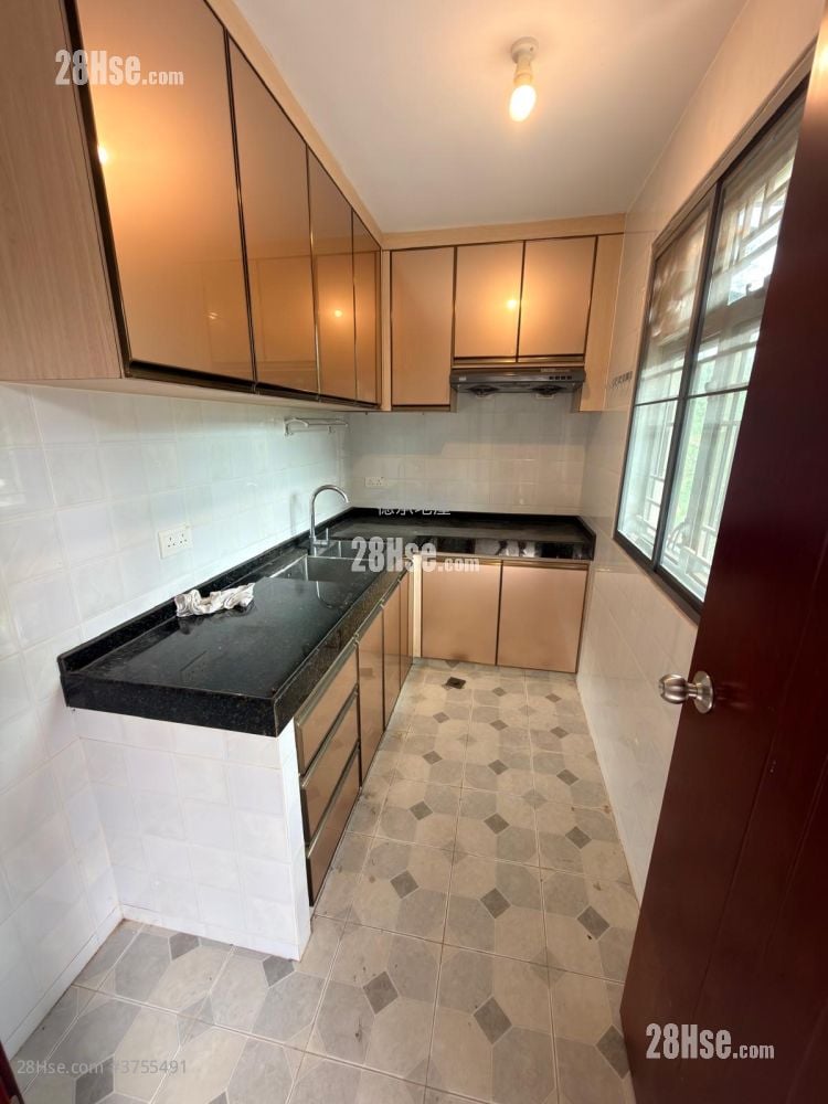 村屋 售盤 3 房 , 1 浴室