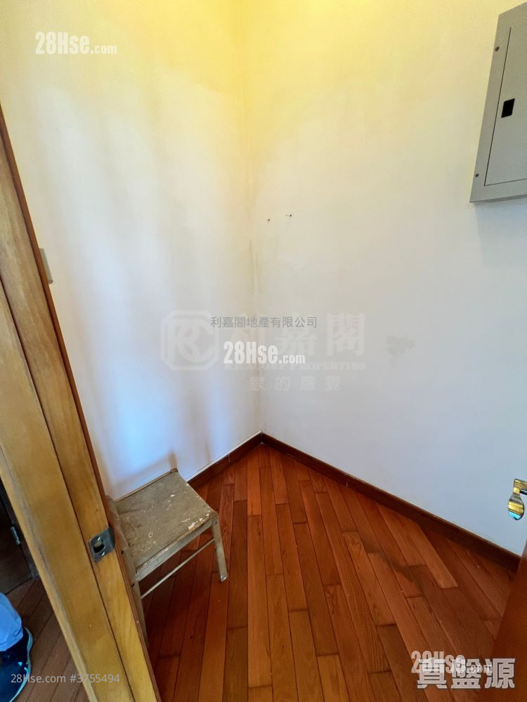 御凱 租盤 3 房 , 2 浴室 728 平方呎