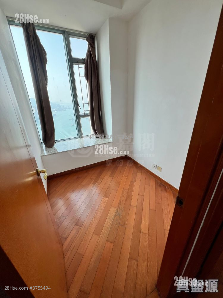 御凱 租盤 3 房 , 2 浴室 728 平方呎