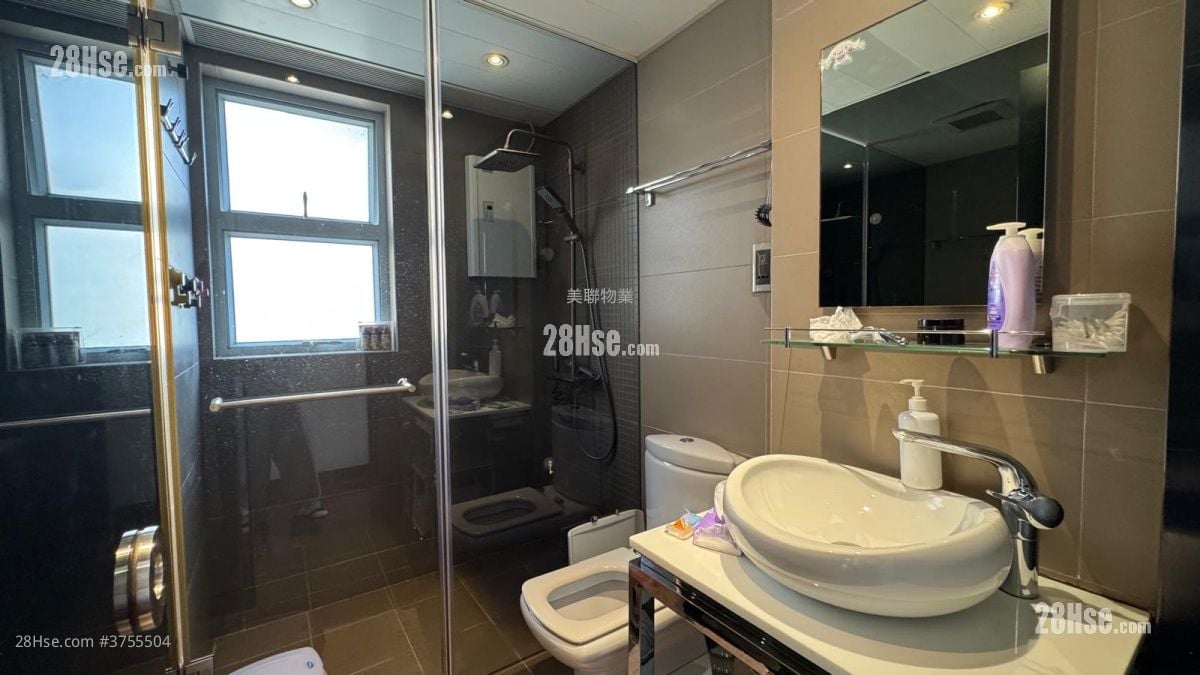 加州豪園 售盤 3 房 , 3 浴室 1,539 平方呎