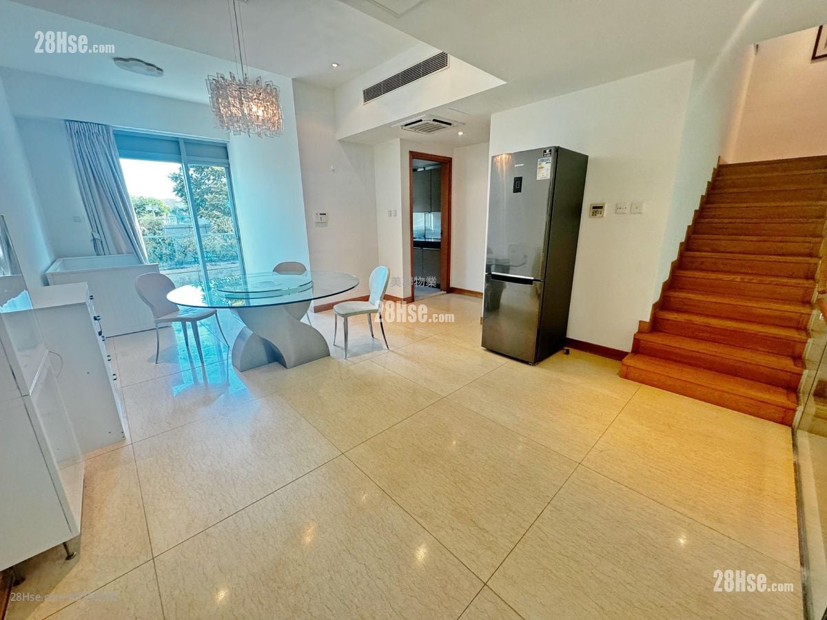 葡萄园 售盘 3 房 , 4 浴室 2,238 平方尺