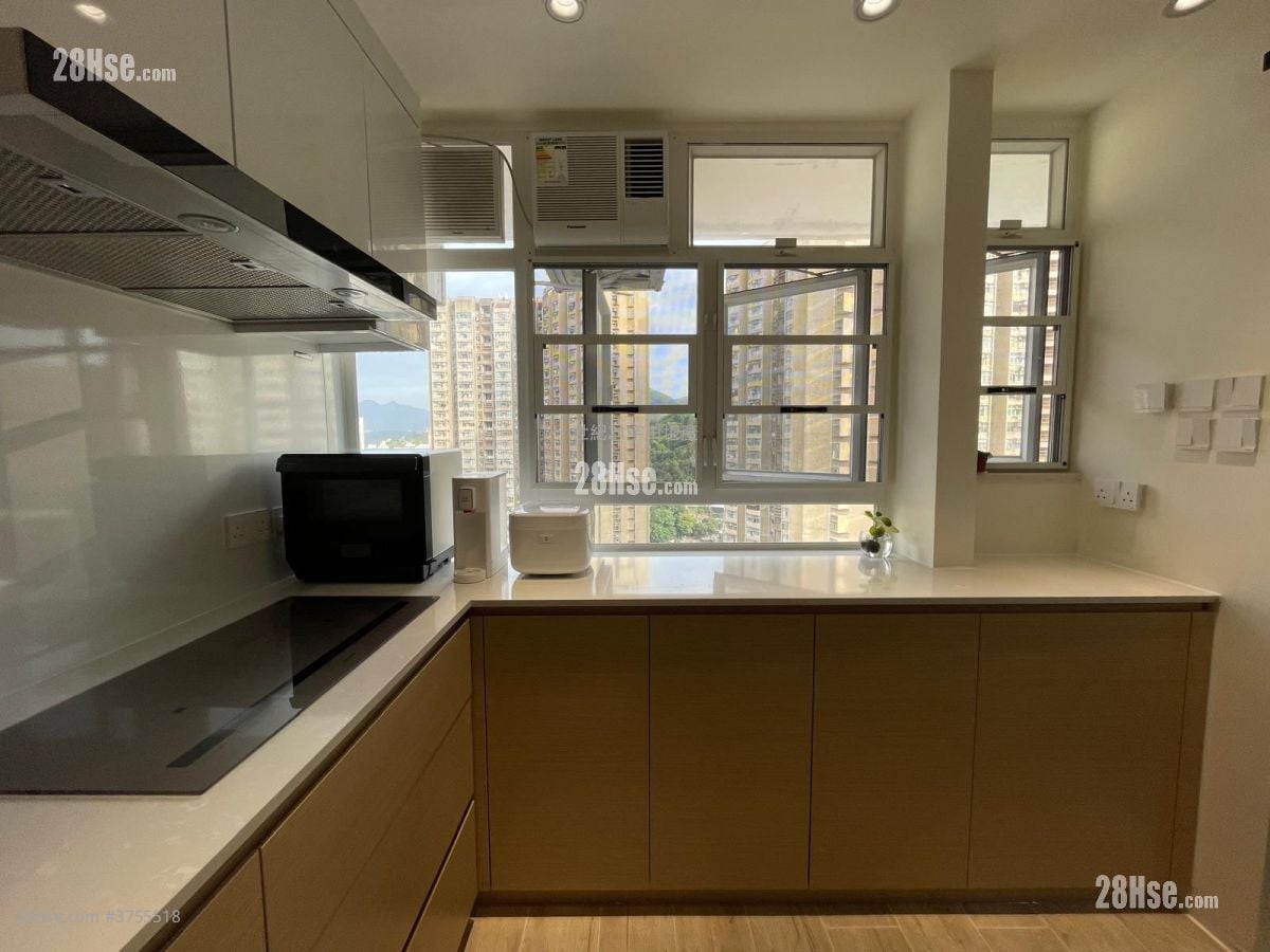 太和邨 售盤 2 房 , 1 浴室 349 平方呎