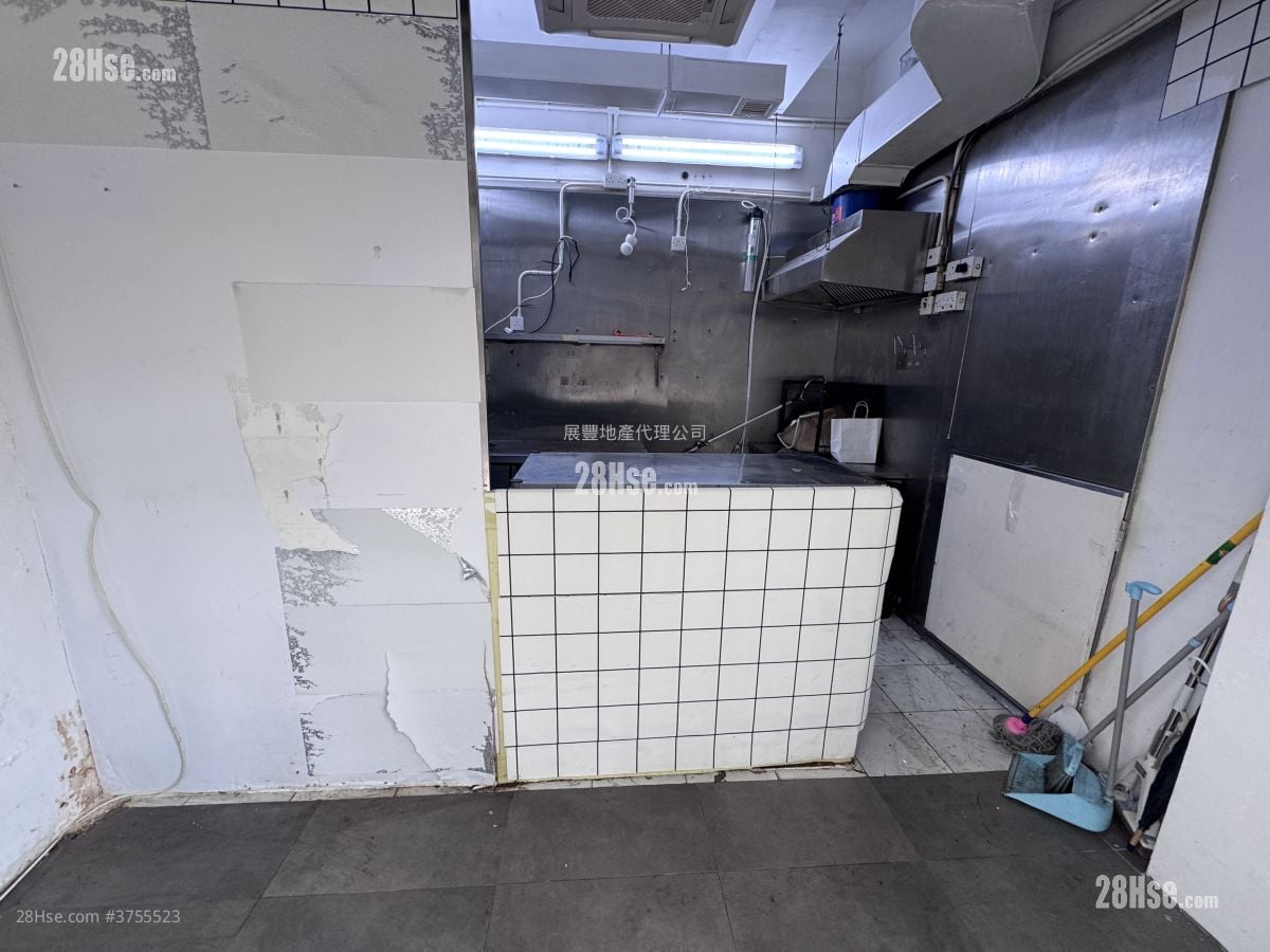 美居中心 租盘 开放式间隔 200 平方尺