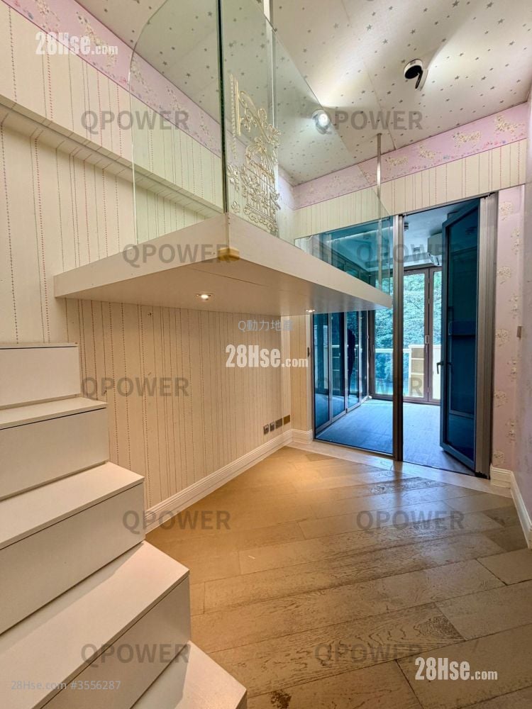 傲泷 租盘 4 房 1,837 平方尺