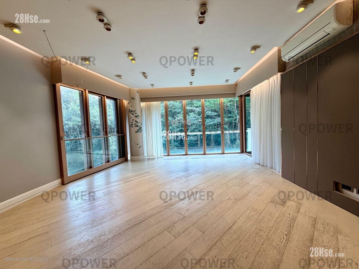 傲泷 租盘 4 房 1,837 平方尺