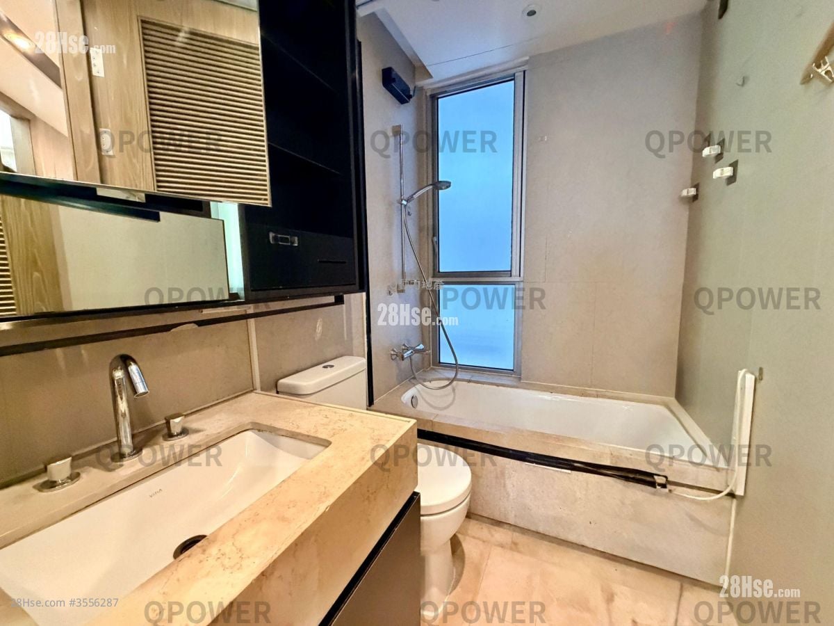 傲泷 租盘 4 房 1,837 平方尺