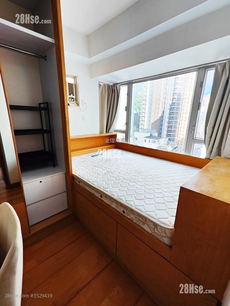 Le Village Sell 1 Bedroom , 1 Bathroom 294 ft²