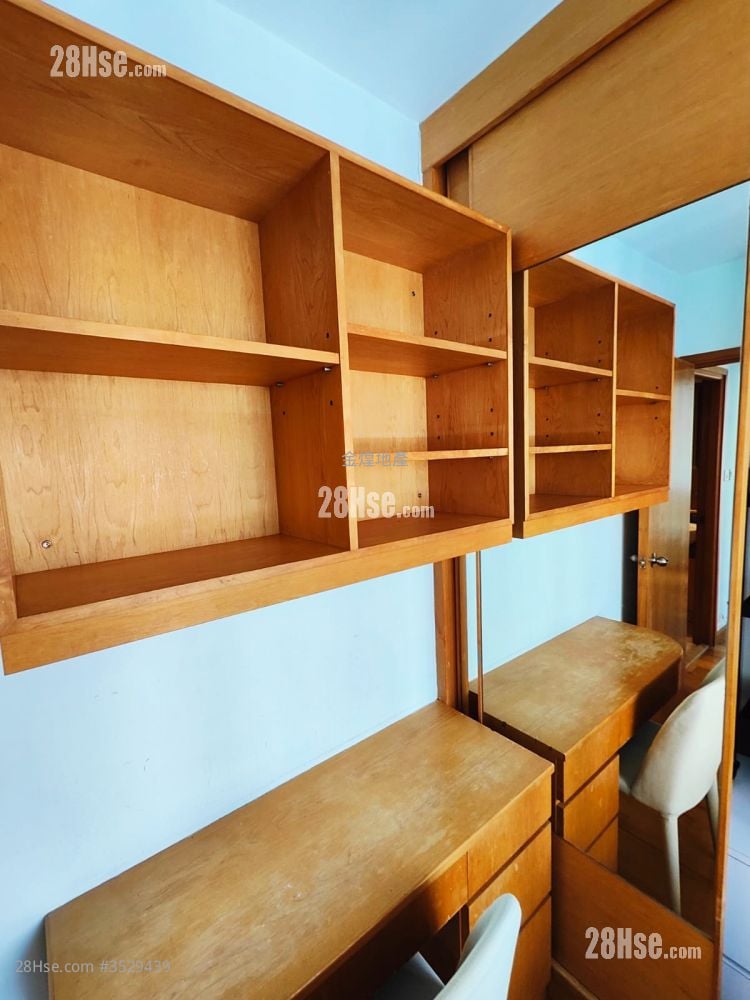 Le Village Sell 1 Bedroom , 1 Bathroom 294 ft²