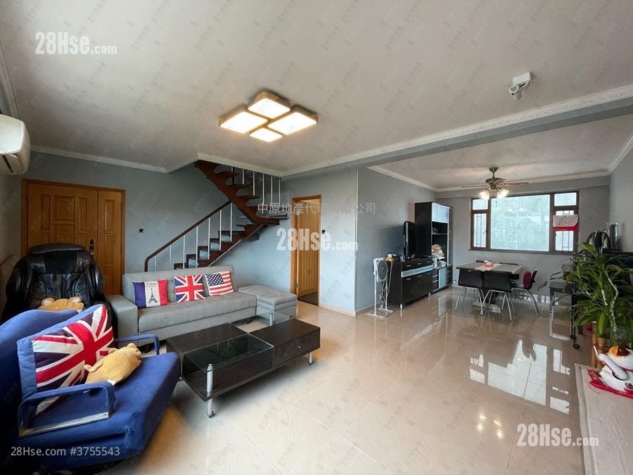 Glen Haven Sell 3 Bedrooms 1,227 ft²