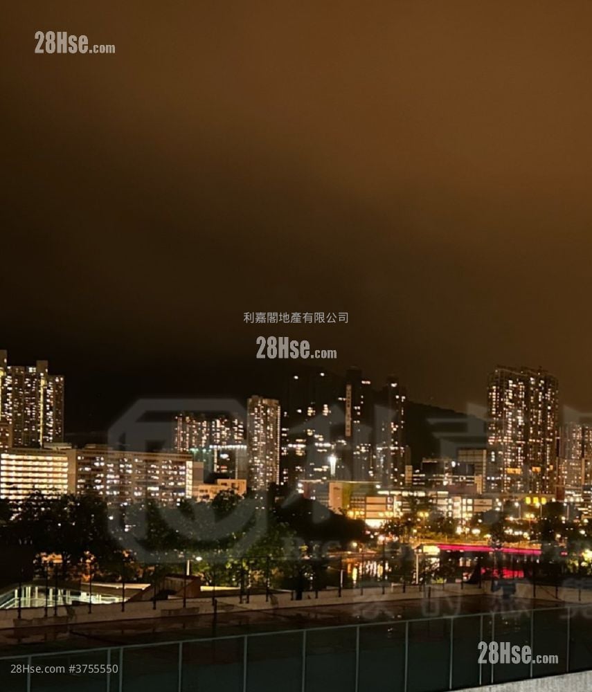 富豪花園 售盤 4 房 , 2 浴室 919 平方呎