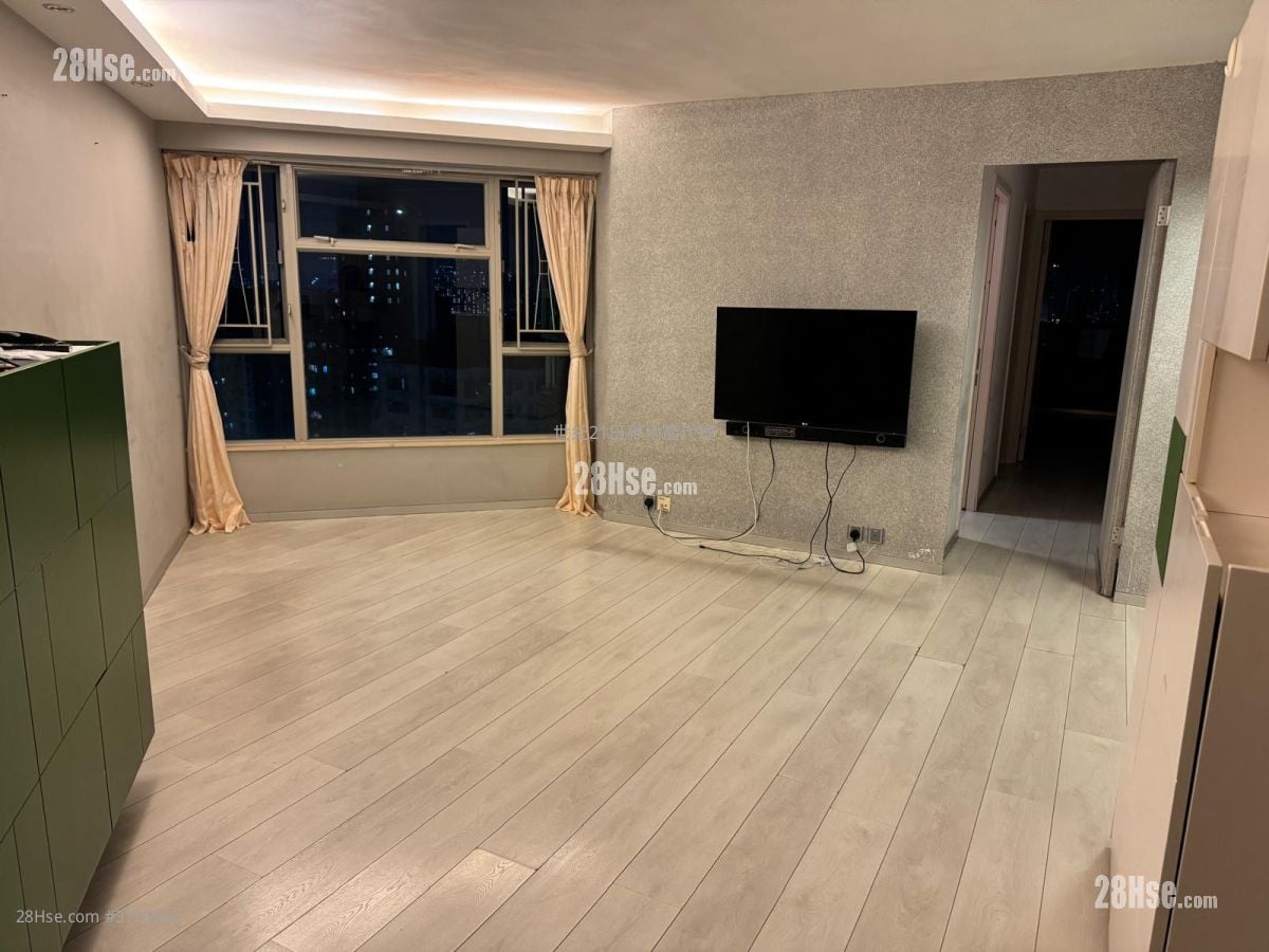 Island Place Sell 3 Bedrooms , 2 Bathrooms 788 ft²