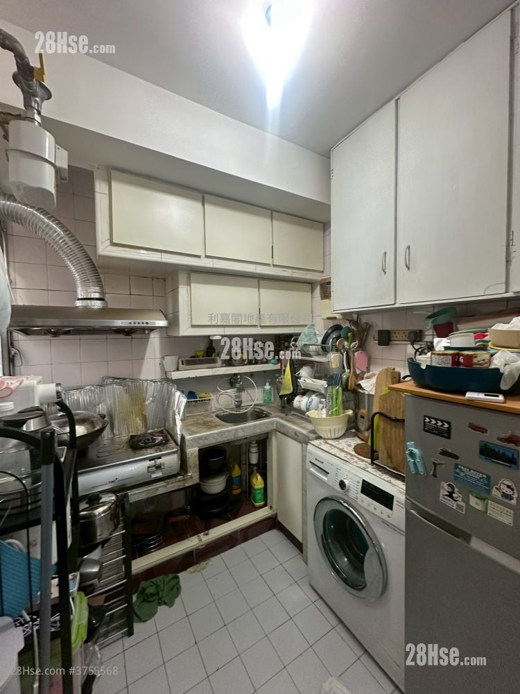 偉景花園 售盤 2 房 , 1 浴室 550 平方呎