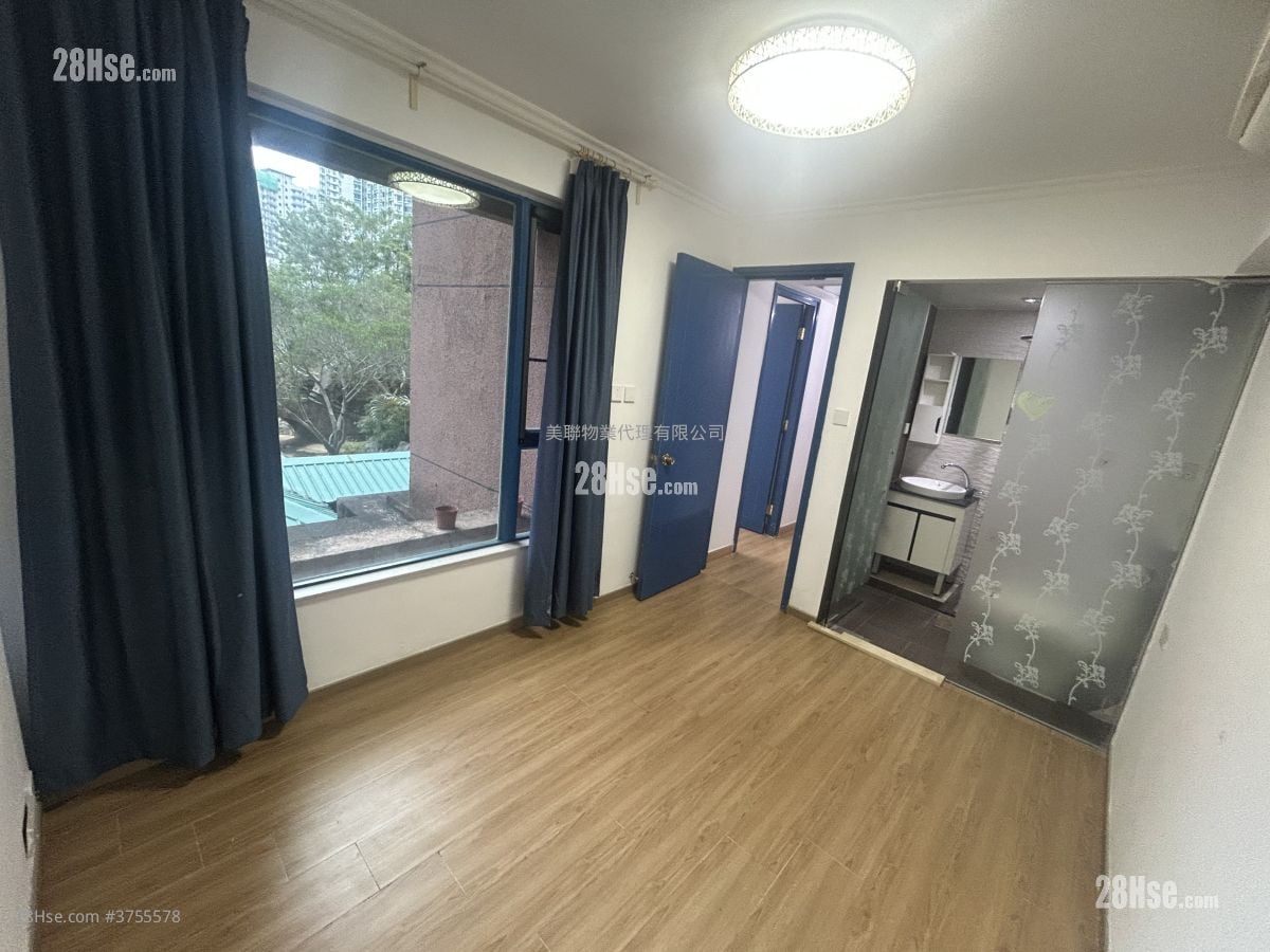 Vista Paradiso Sell 3 Bedrooms 650 ft²