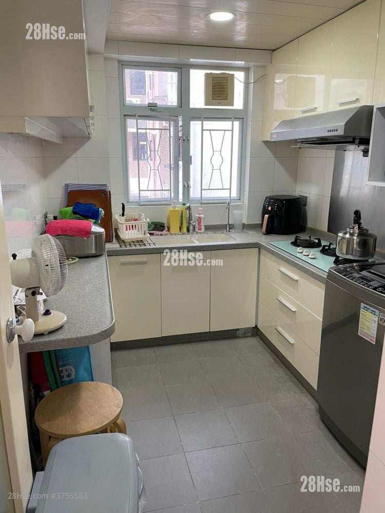 康福园 售盘 5+ 房 944 平方尺