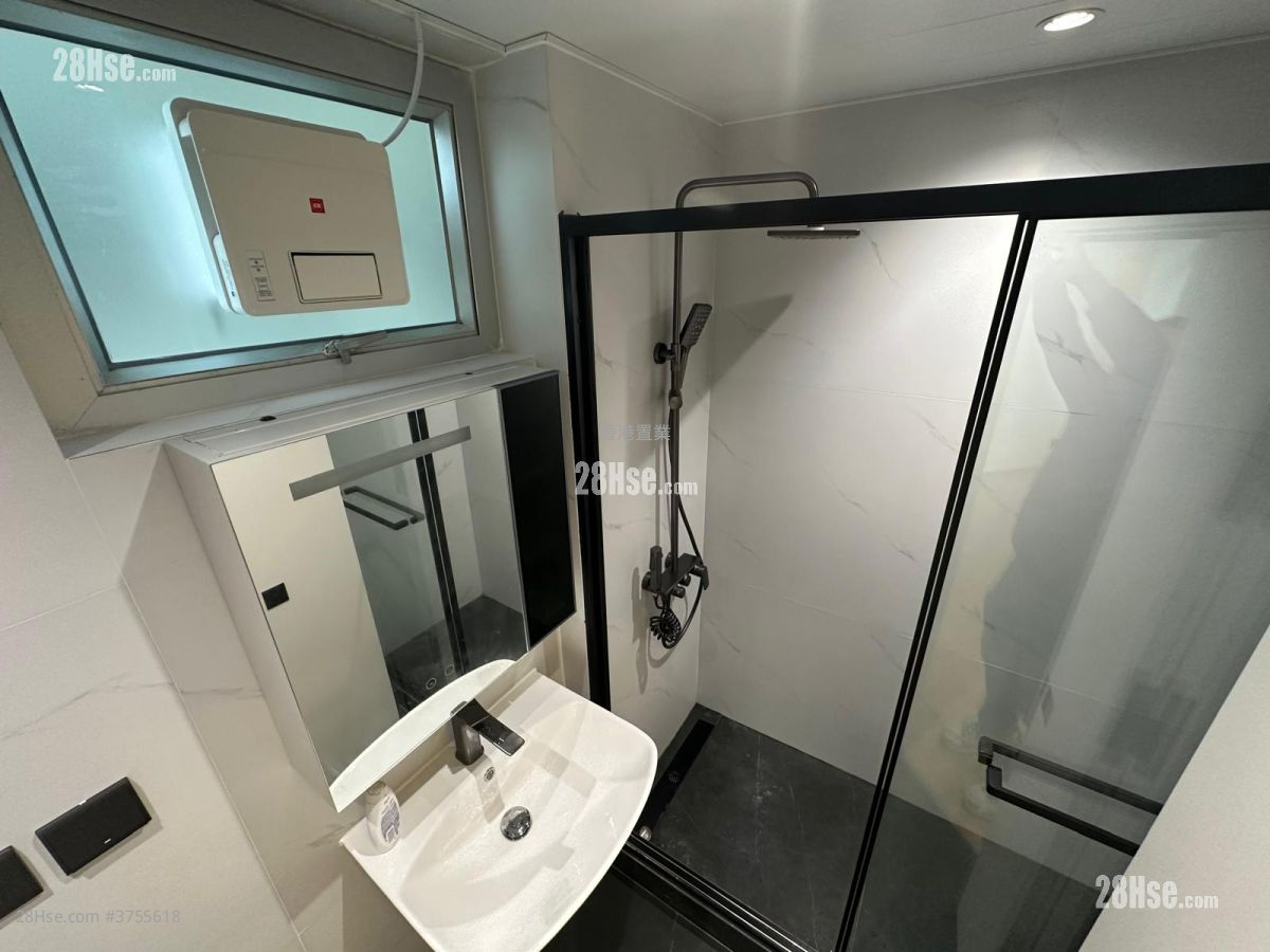 太古城 租盤 3 房 , 2 浴室 897 平方呎