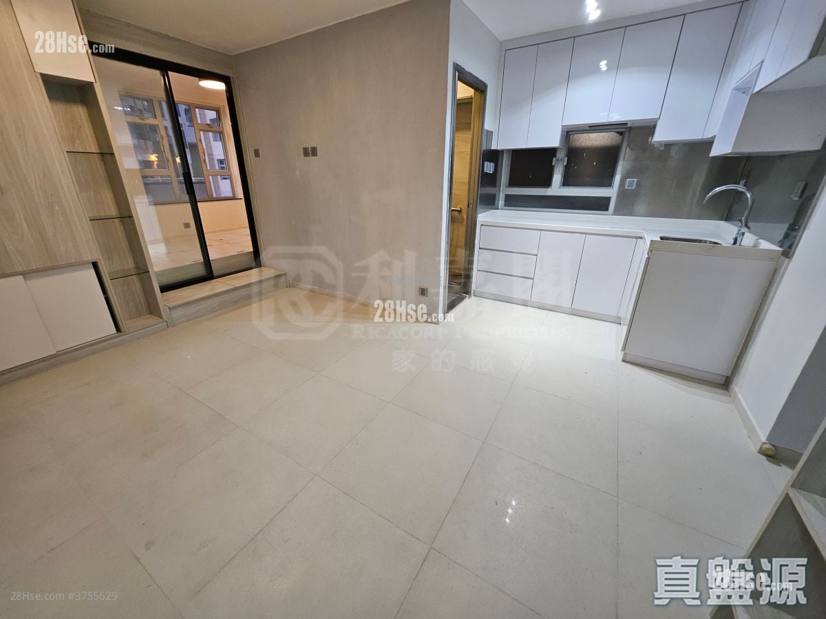 Amoy Gardens Sell 2 Bedrooms , 1 Bathroom 375 ft²