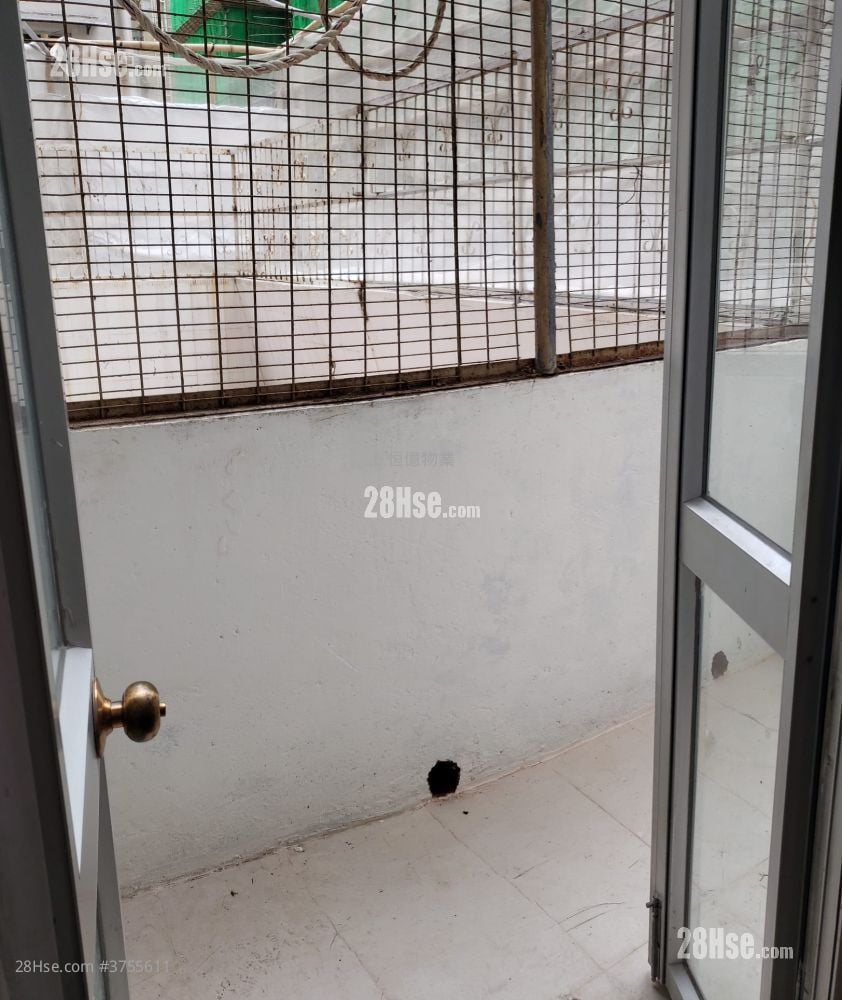 Evora Building Sell 1 Bedroom , 1 Bathroom 260 ft²